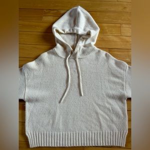 Aritzia Cashmere hoodie size S NWOT